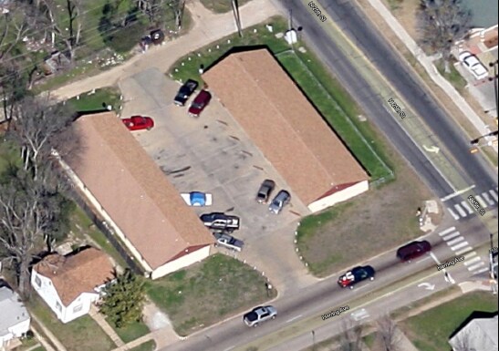Primary Photo - 2501 Herring Ave
