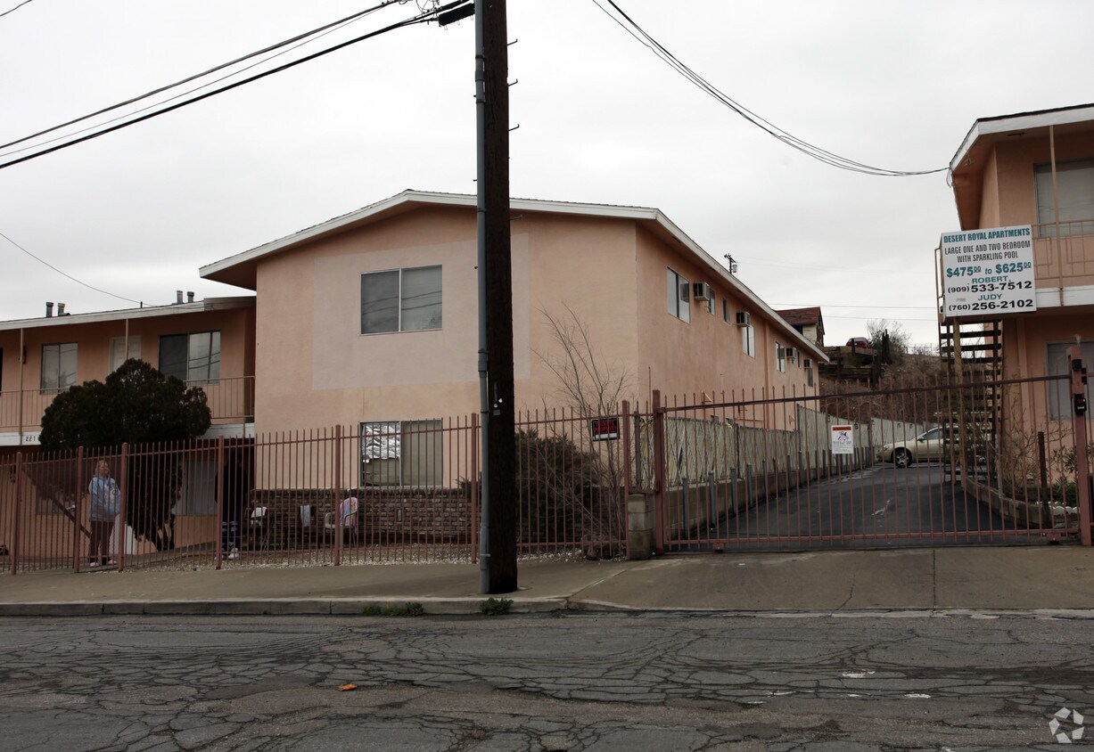 Foto del edificio - 221 N 3rd Ave