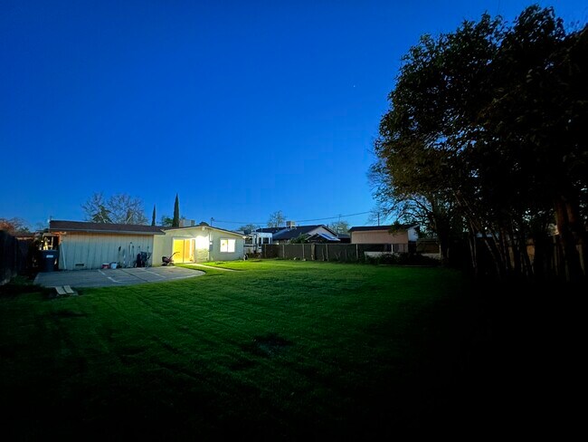 Building Photo - 6509 Kemp Way