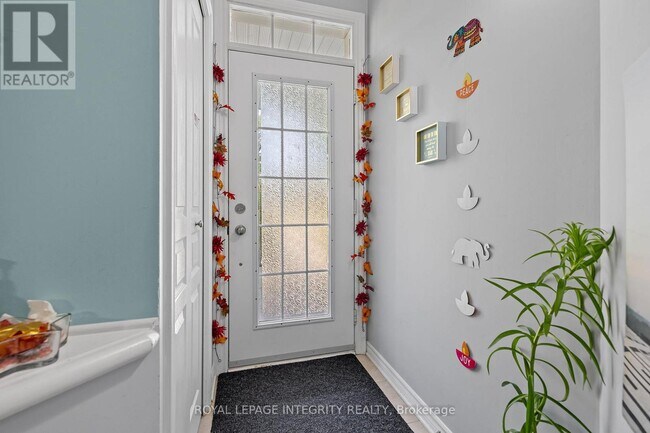 Photo du bâtiment - 270 Kinghaven Cres