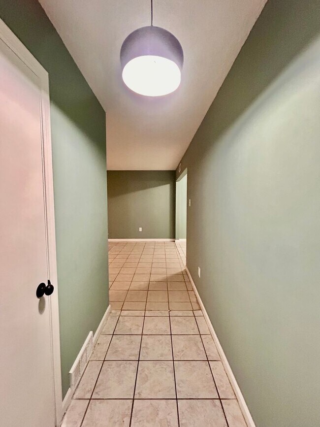 Foto del edificio - Newly Rehabbed Home in Raleigh - Open To Section 8