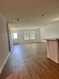 Foto del edificio - 4615 Sterling Pr Trl