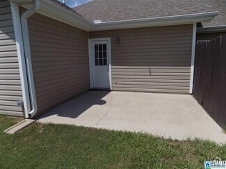 Building Photo - 169 Waterford Lake Dr