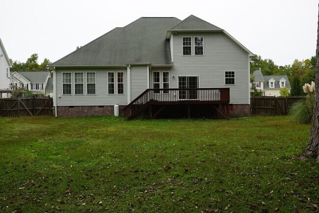 Building Photo - 3 Bedroom 2.5 Bathroom with a Bonus Room located in Creeks Edge Subdivision in Sneads Ferry!