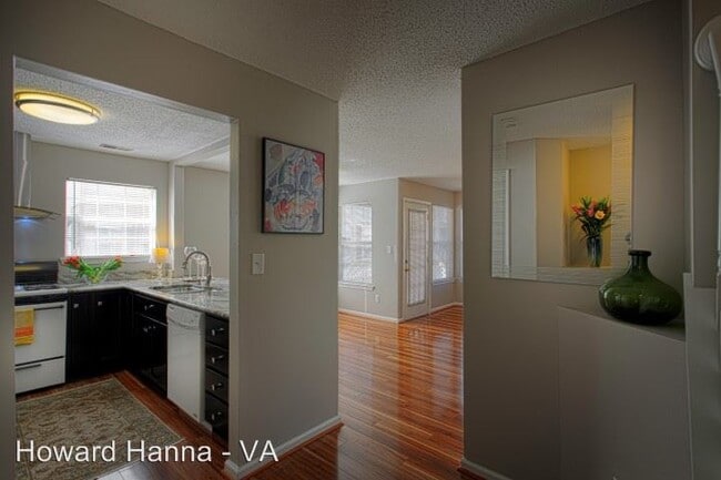 Building Photo - 2 br, 2.5 bath House - 12733 Daybreak Circle