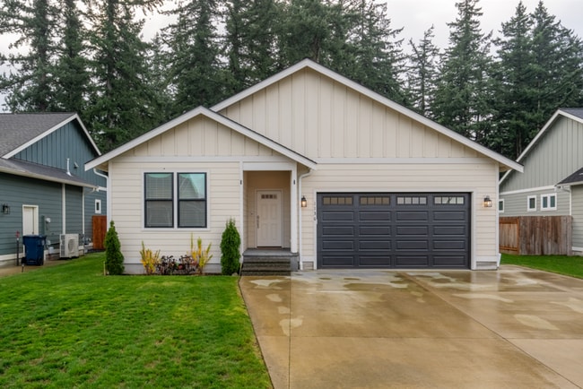 Building Photo - Modern 3-Bed x 2-Bath House