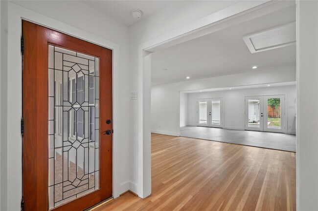 Foto del edificio - 312 W 31st St