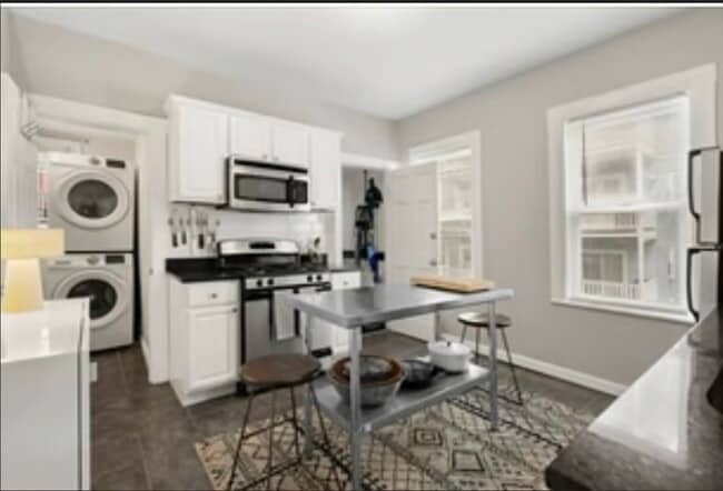 Foto del edificio - 89 Train St