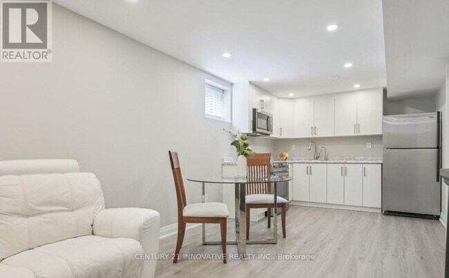 Photo du bâtiment - 1151 Lindsay Dr