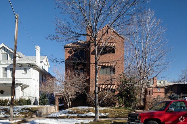 Building Photo - 820-826 Humboldt St