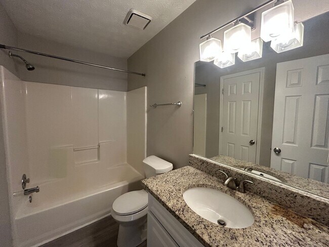 Foto del edificio - 681 Senoia Rd