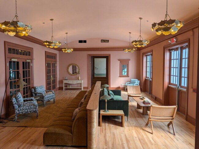 Foto del edificio - The Flora