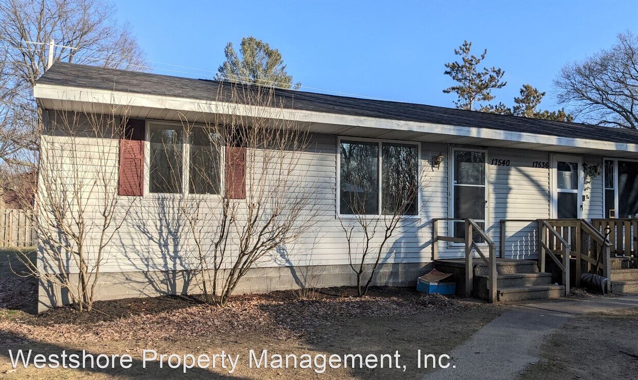 17540 Sparks Ln, Spring Lake, MI 49456 House Rental in Spring Lake