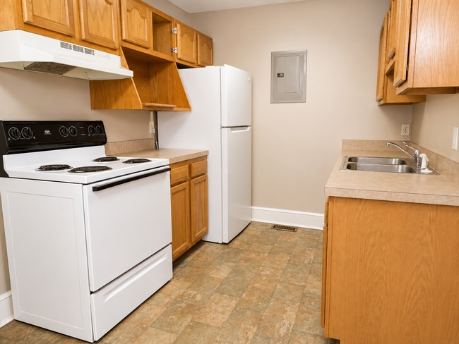 Photo - 1228 S Brook St Apartment