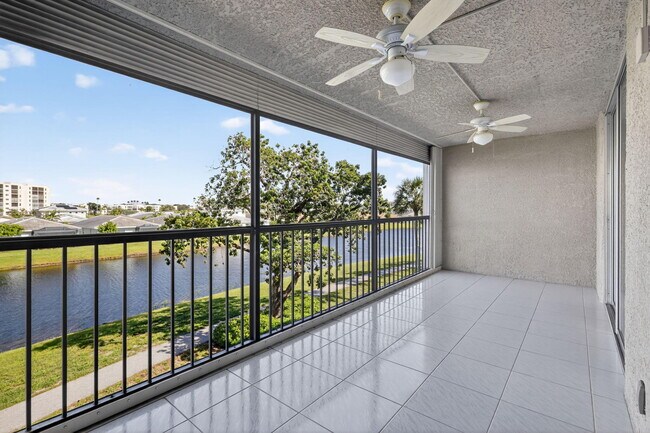 Building Photo - 14747 Cumberland Dr