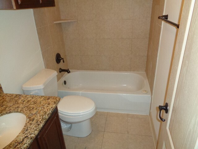 Foto del edificio - 10205 Wood Fern Ct