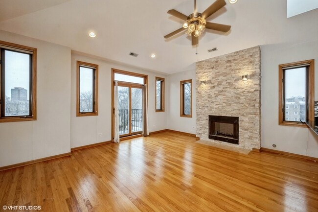 Building Photo - 4148 S Michigan Ave
