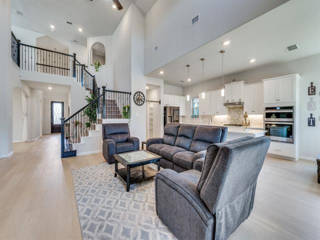 Foto del edificio - 2094 Creekbluff Cir