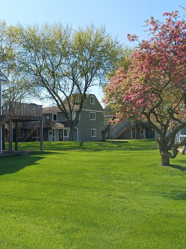 Bay Valley Harbor Apartments Apartments at 2486 N Harbor Dr Bay City