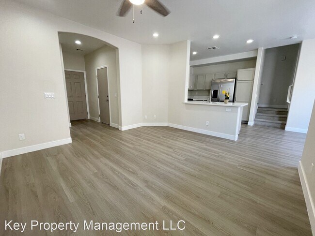 Building Photo - 4 br, 2.5 bath House - 6522 Churnet Valley...