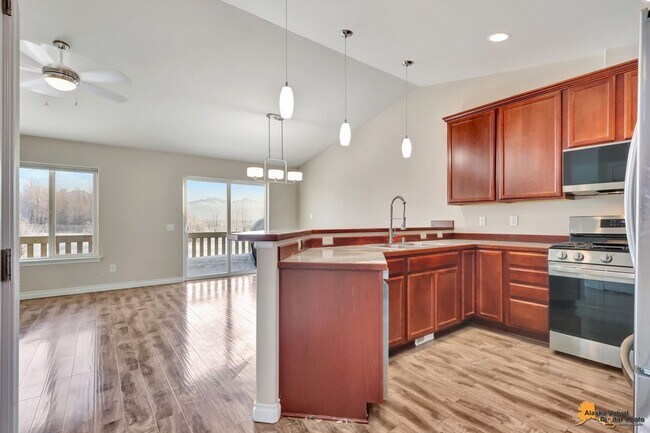 Building Photo - RARE FIND! Updated Government Hill Duplex w/ Private Garage! 5 minutes to Elmendorf AFB.