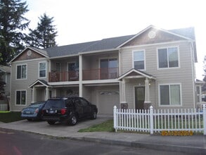 Building Photo - 4201 SE 94th Ave