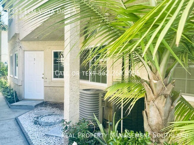 Building Photo - Georgous Remodelled 3 Bed 3.5 Bath with 2 ...