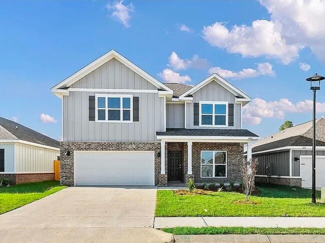 Building Photo - 5583 Clarity St