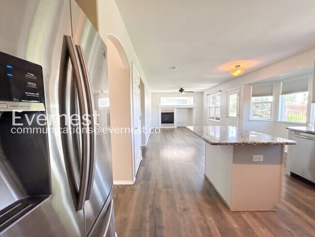 Foto del edificio - 6598 Fielding Terrace