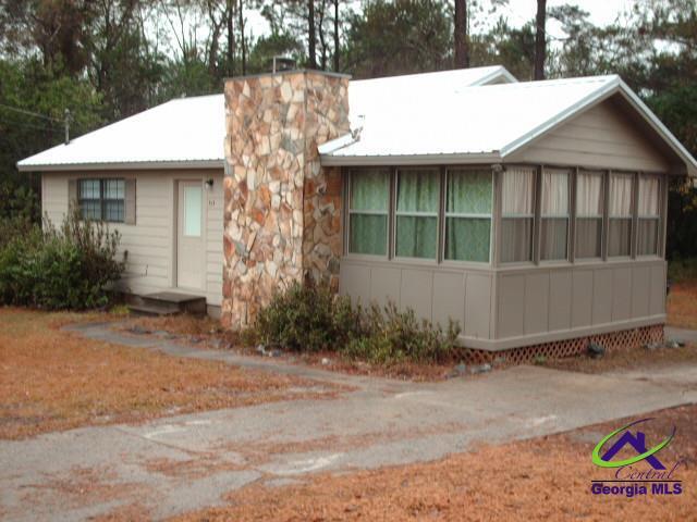 Building Photo - 313 Lee St