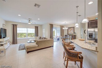 Building Photo - 8540 Violeta St