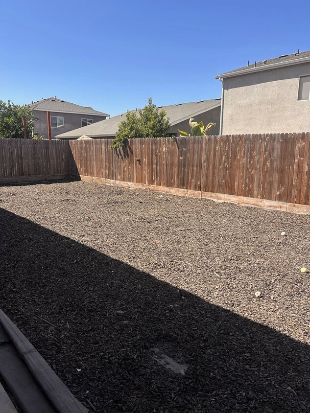 Foto del edificio - Nice home for rent in Visalia