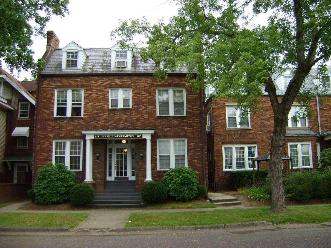 Primary Photo - 815 10th Ave