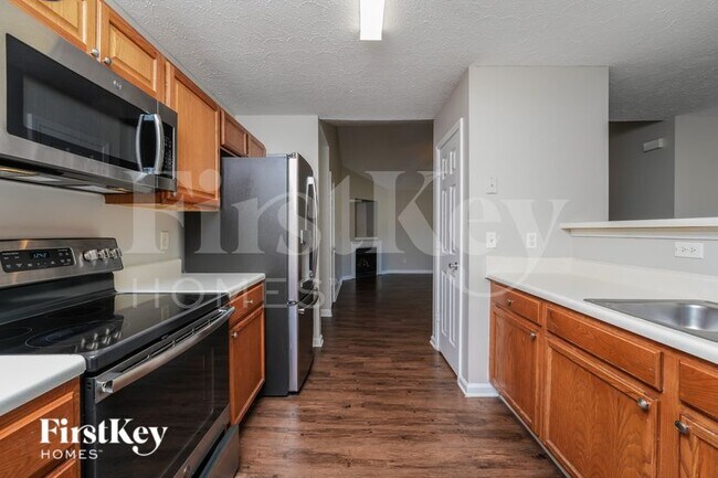 Foto del edificio - 526 George Tate Dr