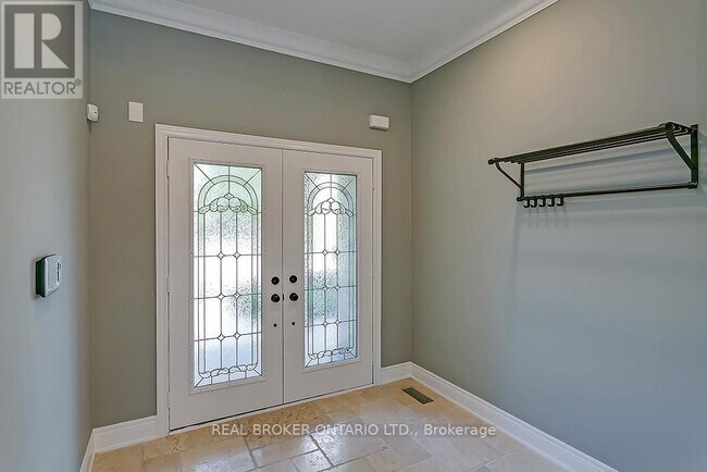 Building Photo - 1510 Arrowhead Rd