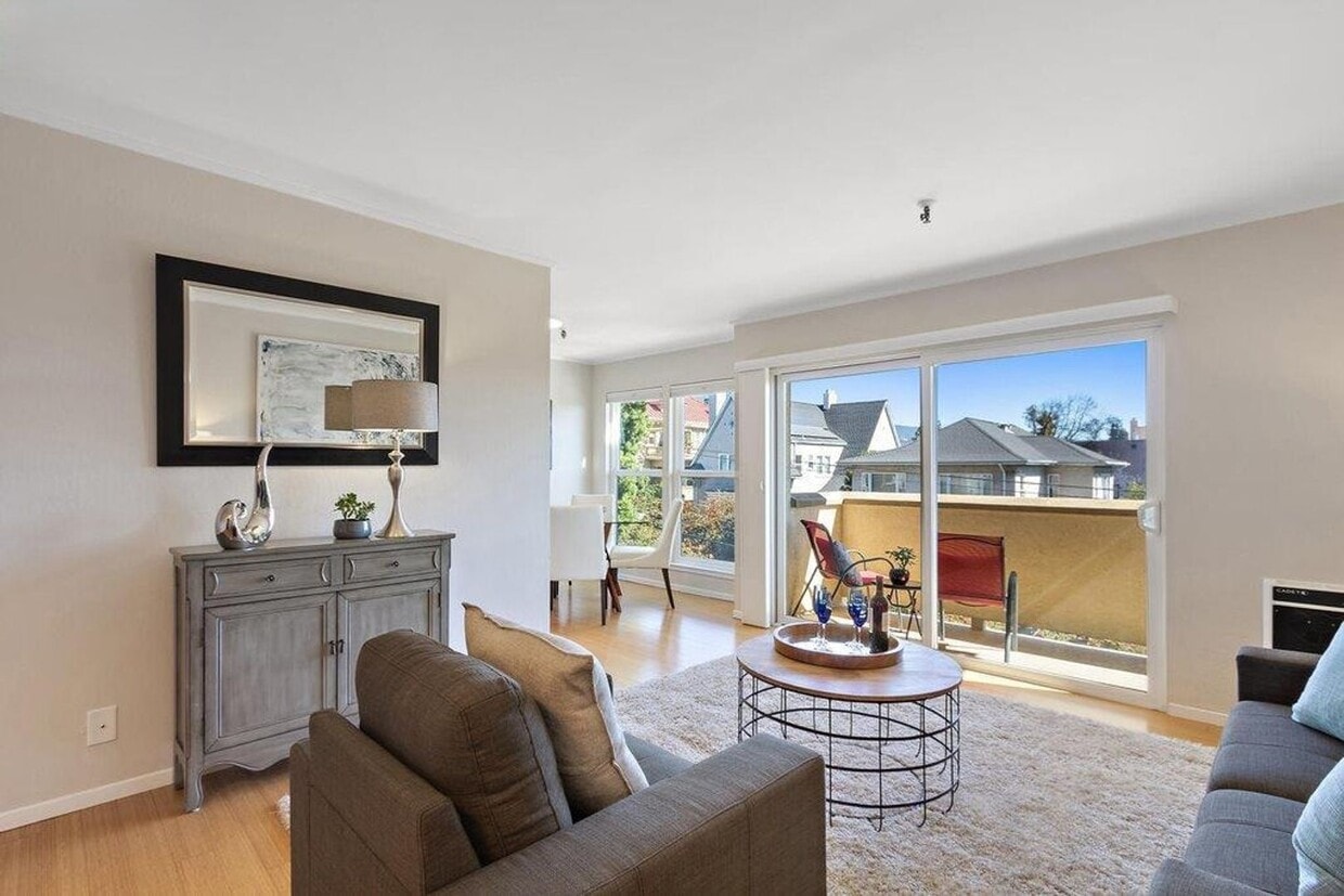 Primary Photo - Updated Condo Steps from Lake Merritt with Parking and Utilities Included