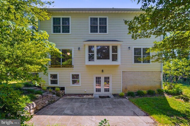 Foto del edificio - 1310 Forestwood Dr