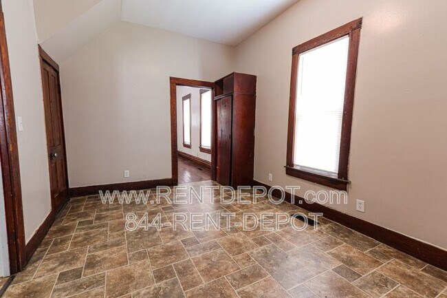 Foto del edificio - 1102 Harriet St