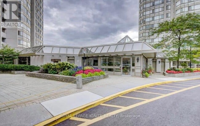 Building Photo - 3231 Eglinton Ave E