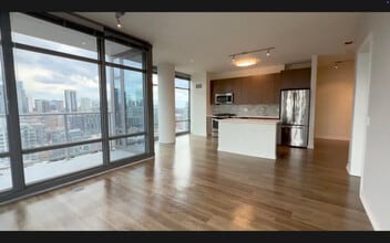 Building Photo - 848 N Orleans St