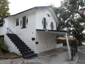 Building Photo - 2242 23rd Ave S