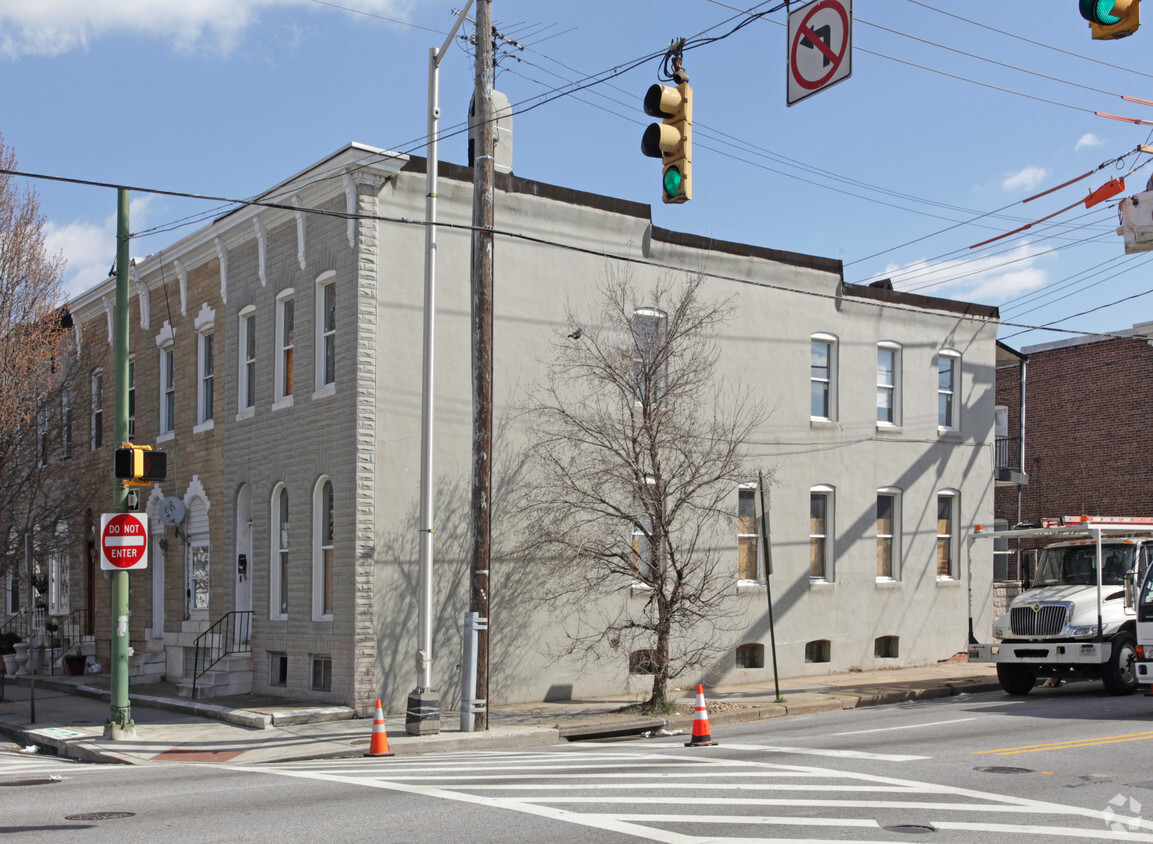 Primary Photo - Lakewood Apartments