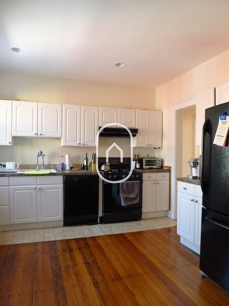 Foto del edificio - 12 Hillside St