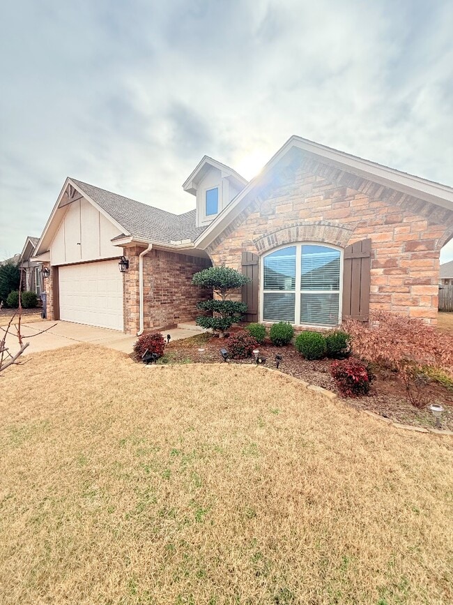 Photo - 3412 NW 160th St House