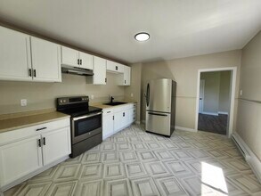 Building Photo - 306 Prince St