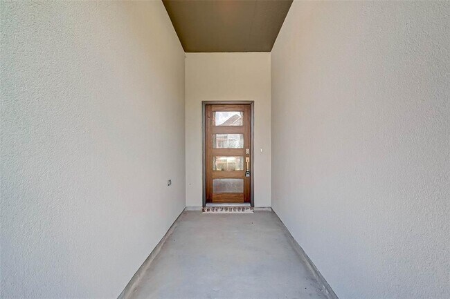 Foto del edificio - 28507 Hazel Trl