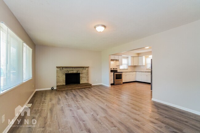 Building Photo - 1017 Smith Rd