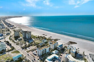 Building Photo - 2650 Estero Blvd