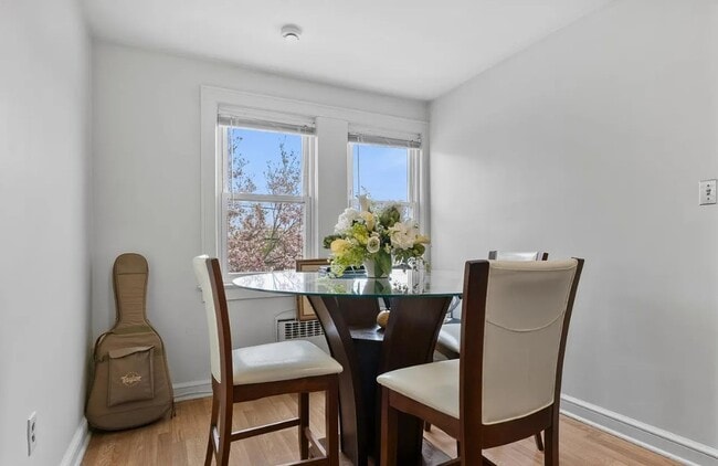 Building Photo - 1020 Raritan Ave