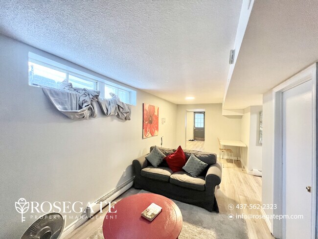 Building Photo - Bright 1-Bedroom Basement Apartment with Parking in London